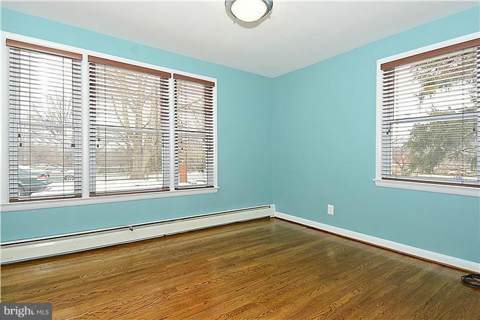 807 Jackson Road Silver Spring, MD 20904 - Photo 9 of 29 Bedroom