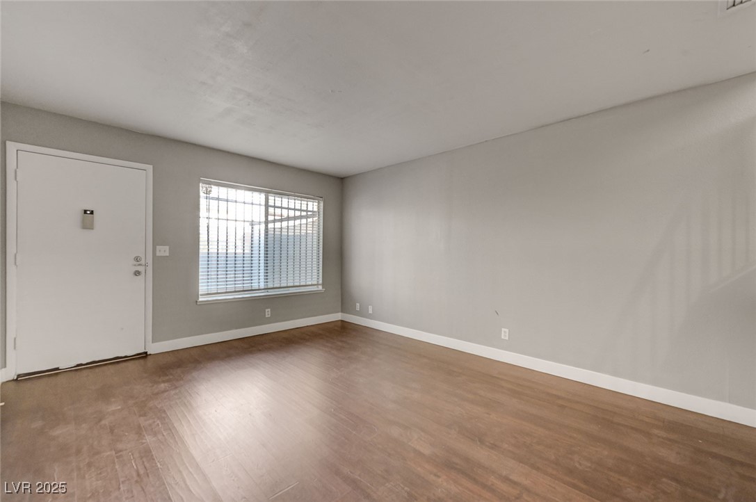 4339 Spencer Street, Unit 15 Las Vegas, NV 89119 - Photo 11 of 35