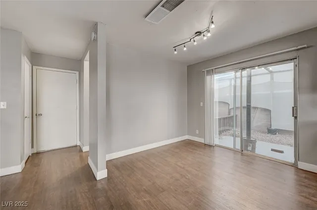 $1,500 | 4339 Spencer Street, Unit 15, Las Vegas, NV 89119