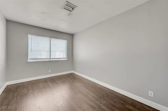 $1,500 | 4339 Spencer Street, Unit 15, Las Vegas, NV 89119