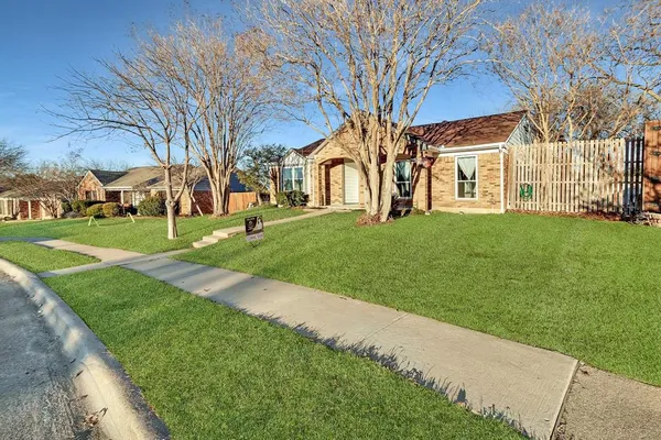 $2,400 | 246 Pinyon Lane, Coppell, TX 75019