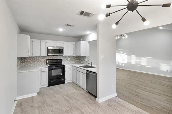 $2,400 | 246 Pinyon Lane, Coppell, TX 75019