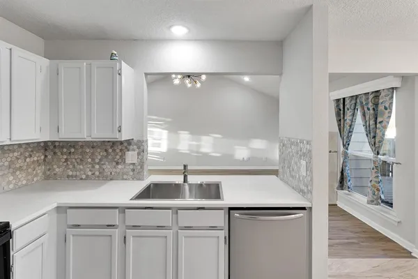 $2,400 | 246 Pinyon Lane, Coppell, TX 75019