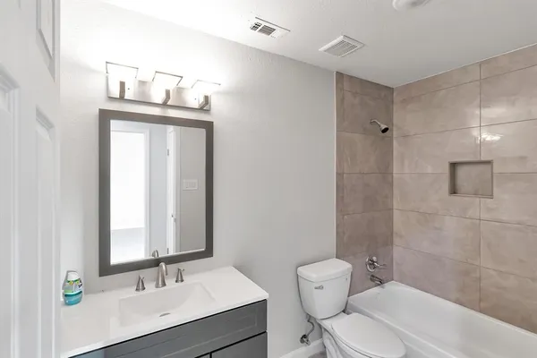 $2,400 | 246 Pinyon Lane, Coppell, TX 75019