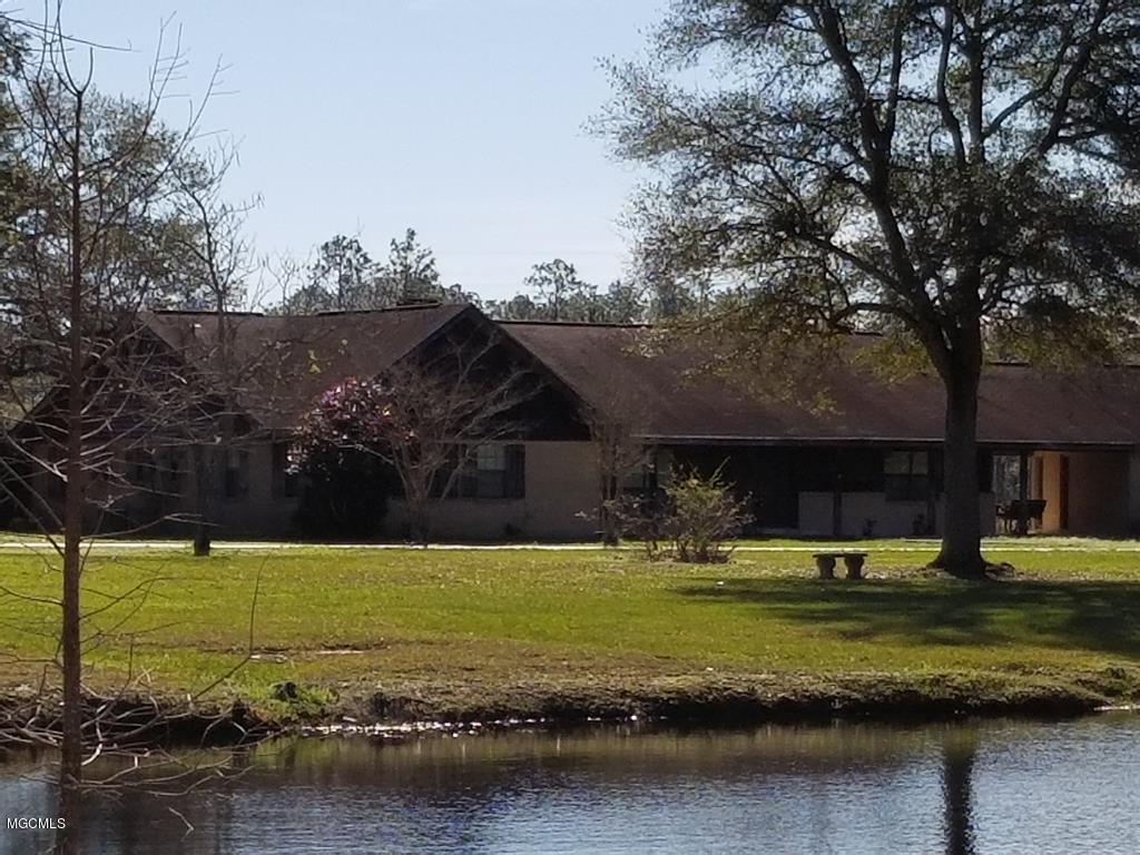 76 Rayburn Road Carriere, MS 39426 - Photo 27 of 29 171621_21