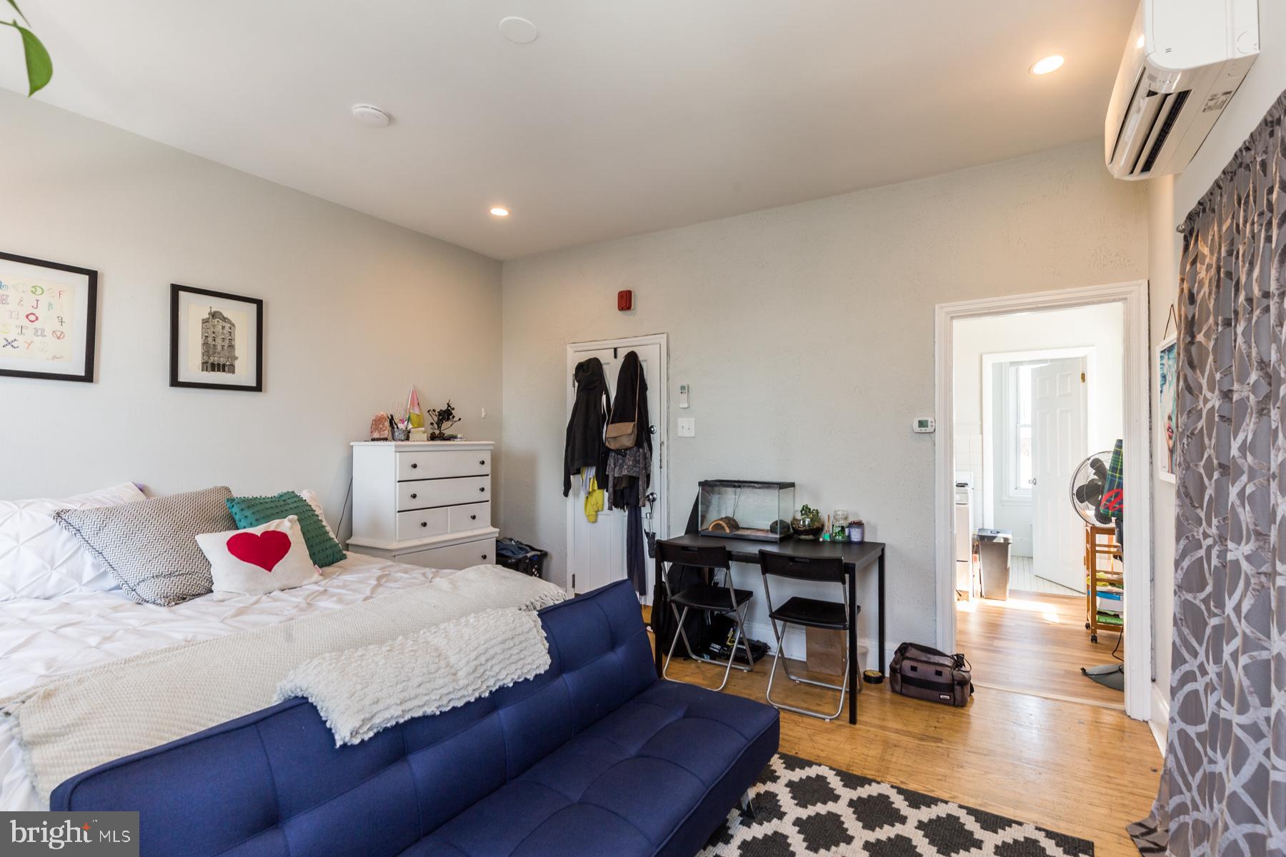 1331 Reed Street, Unit 3 Philadelphia, PA 19147 - Photo 4 of 11