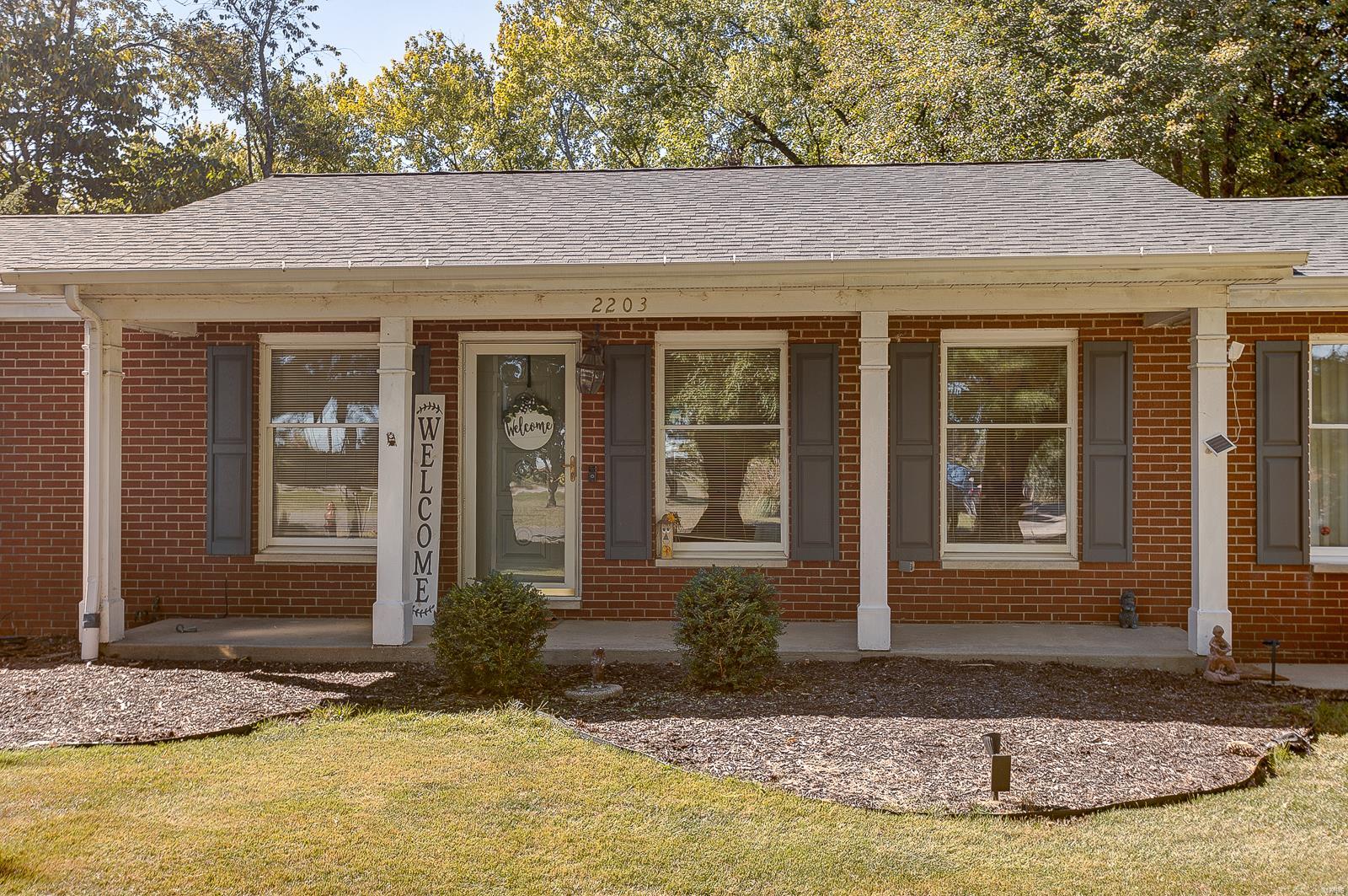2203 Motel Road Highland, IL 62249 - Photo 13 of 52