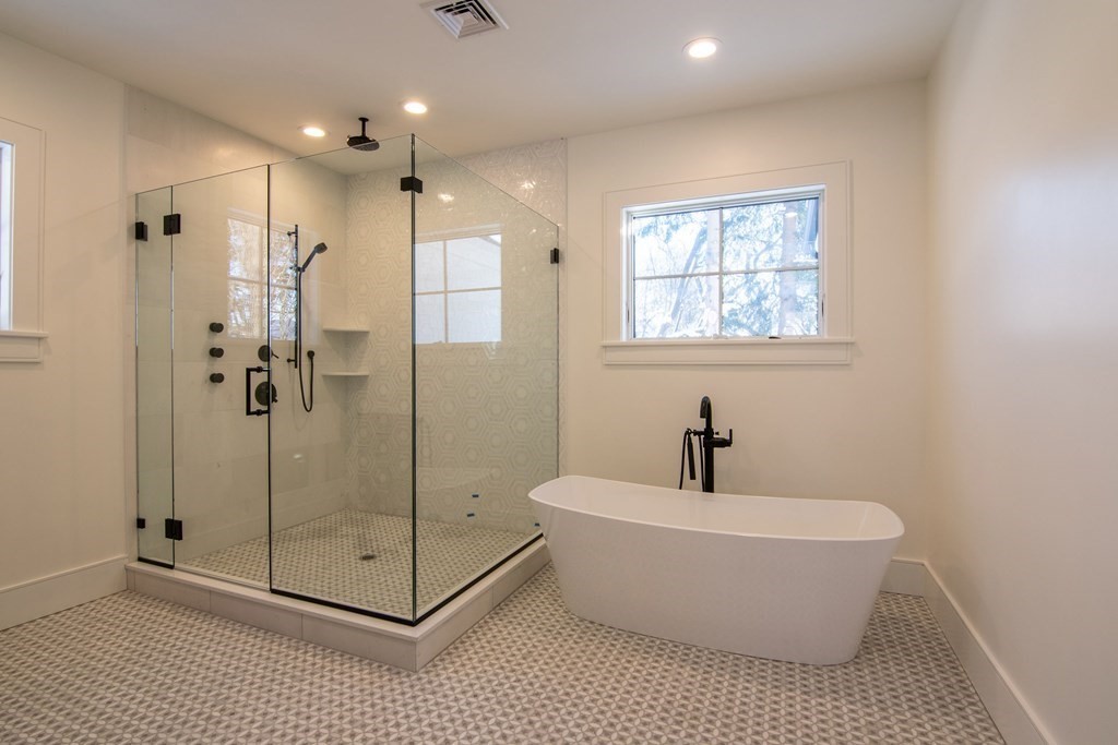 66 Hartman Road Newton, MA 02459 - Photo 7 of 11