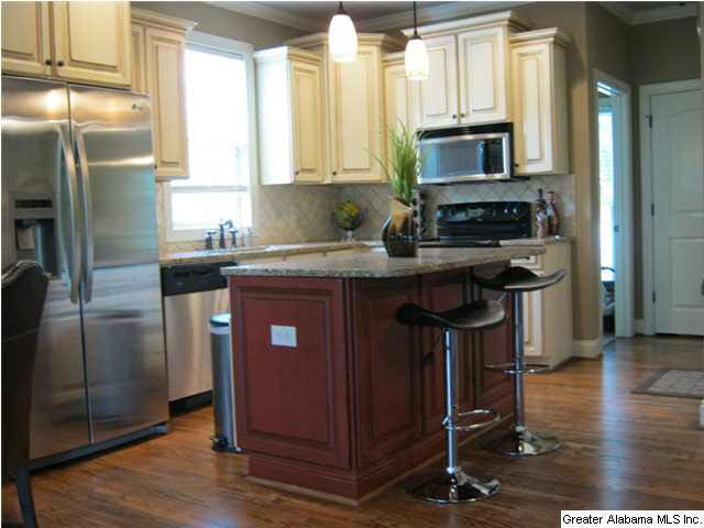 1424 Stoneykirk Road Pelham, AL 35124 - Photo 6 of 26
