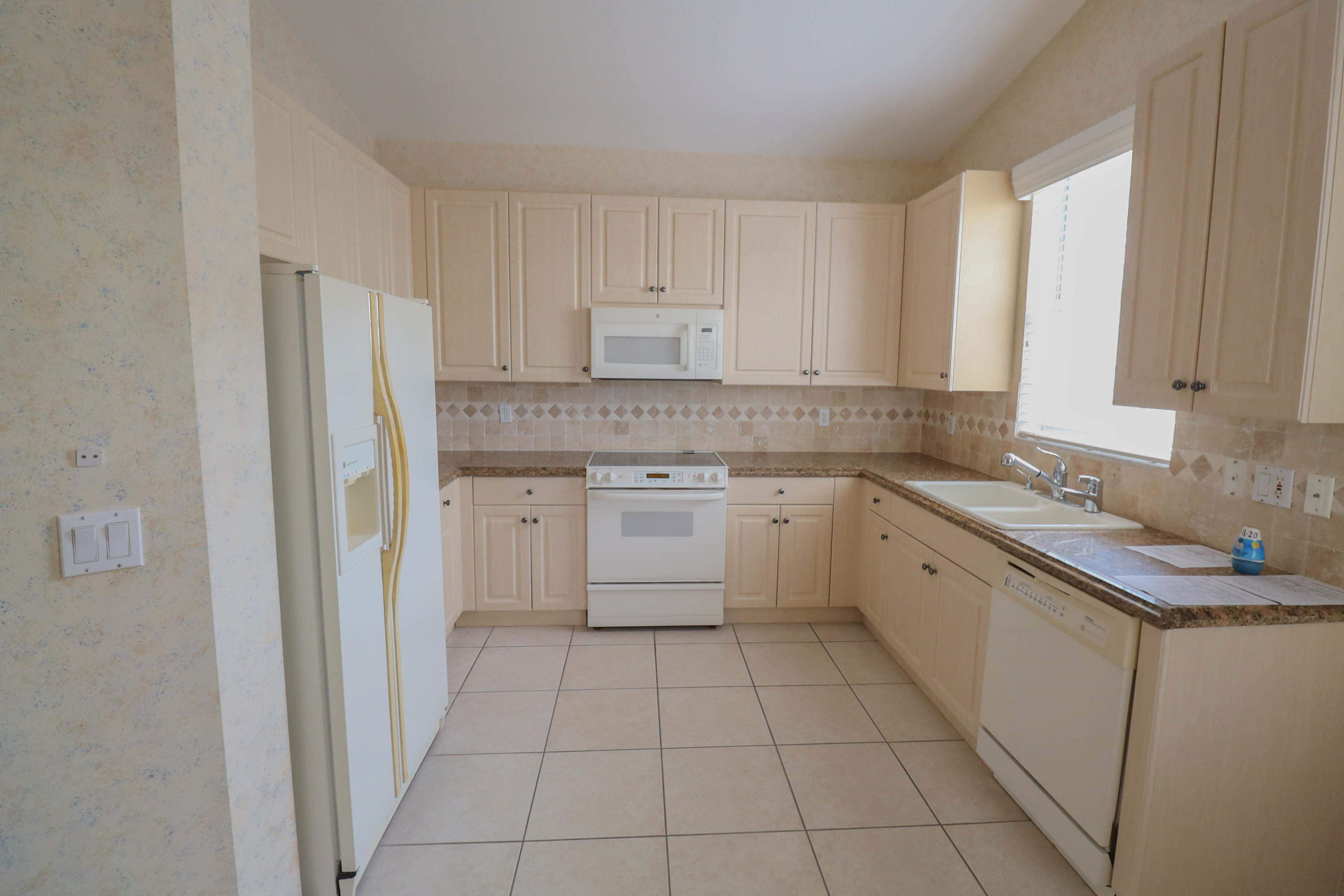6179 Caladium Road Delray Beach, FL 33484 - Photo 21 of 41 2G1A1944