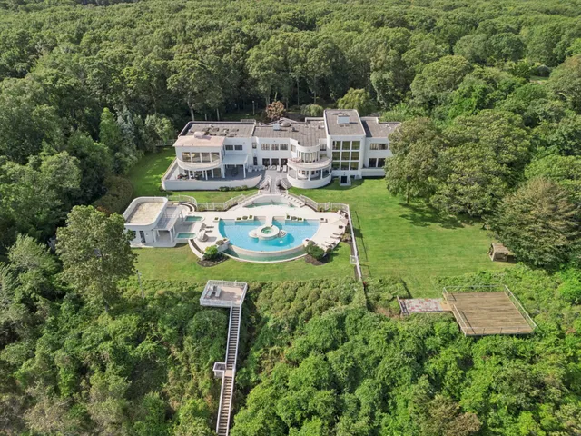 $9,995,000 | 1 Osprey Court, Belle Terre, NY 11777