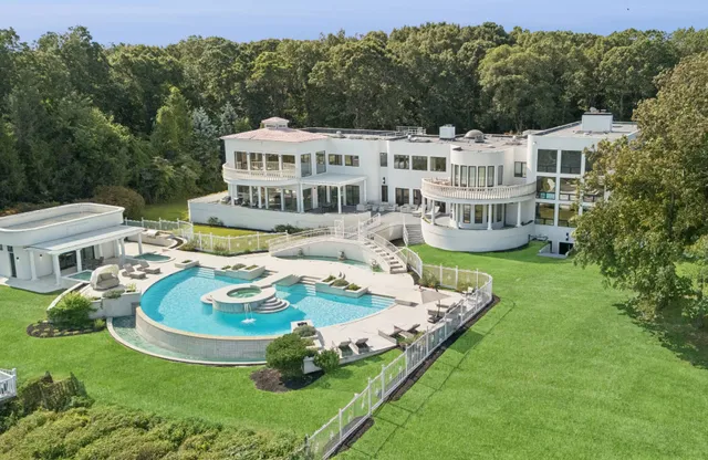 $9,995,000 | 1 Osprey Court, Belle Terre, NY 11777