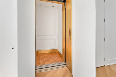 $9,995,000 | 1 Osprey Court, Belle Terre, NY 11777