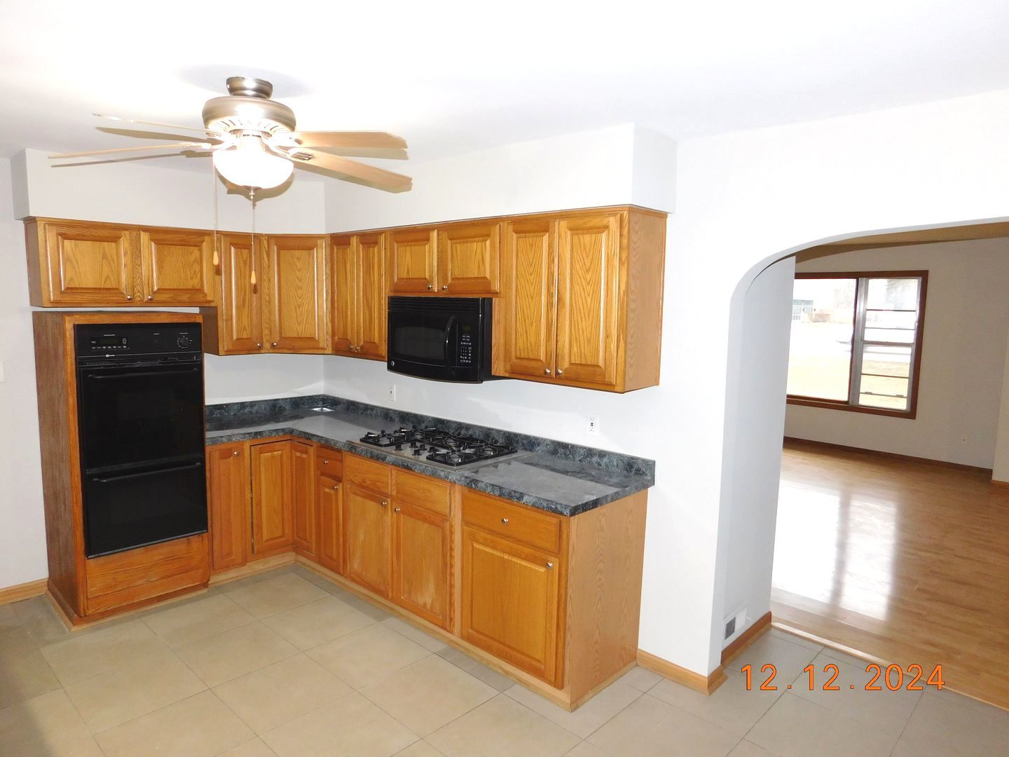 2570 Plainfield Road Joliet, IL 60435 - Photo 8 of 27 Gallery Image 8