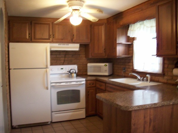 39 Pinebrook Drive Springfield, MA 01129 - Photo 3 of 16 Gallery Image 3