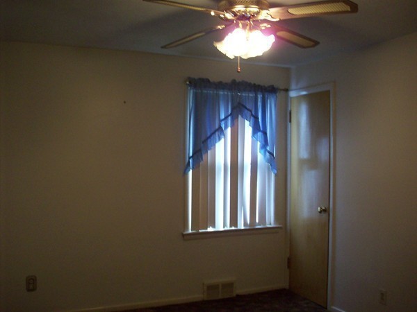 39 Pinebrook Drive Springfield, MA 01129 - Photo 6 of 16 Gallery Image 6