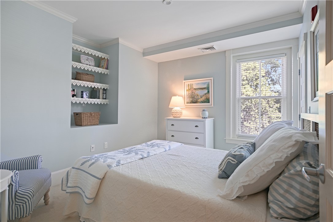 423 Hope Street, Unit D Bristol, RI 02809 - Photo 30 of 49