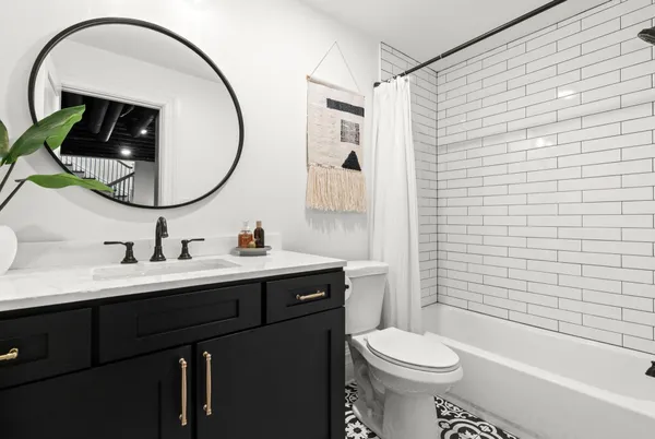 $907,000 | 2020 Watkins Lake Road, Waterford, MI 48328