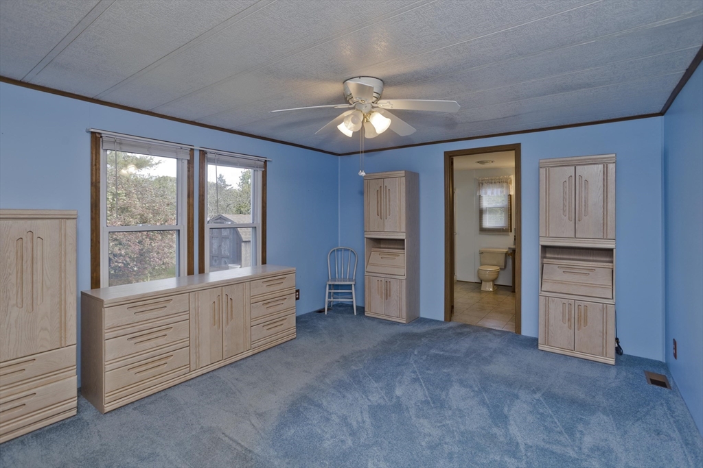 3 Annie's Way West Springfield, MA 01089 - Photo 20 of 36
