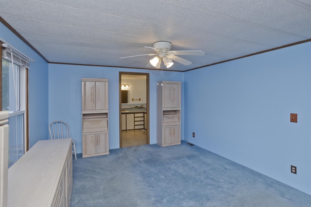 3 Annie's Way West Springfield, MA 01089 - Photo 21 of 36