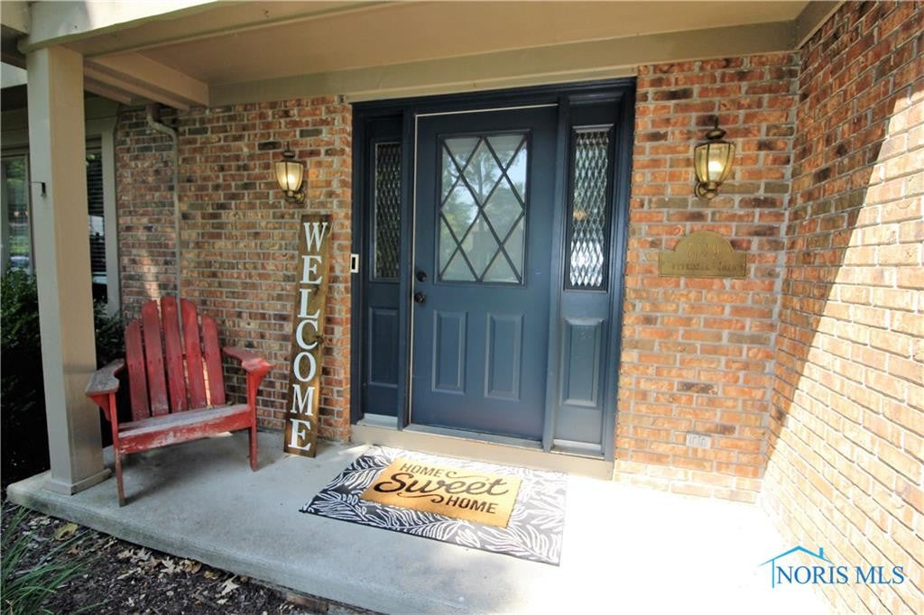 7139 Tottenham Road Toledo, OH 43617 - Photo 2 of 35 Photo 2