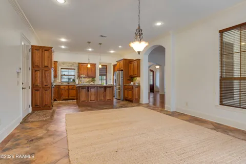 $615,000 | 122 Maple Grove Lane, Youngsville, LA 70592