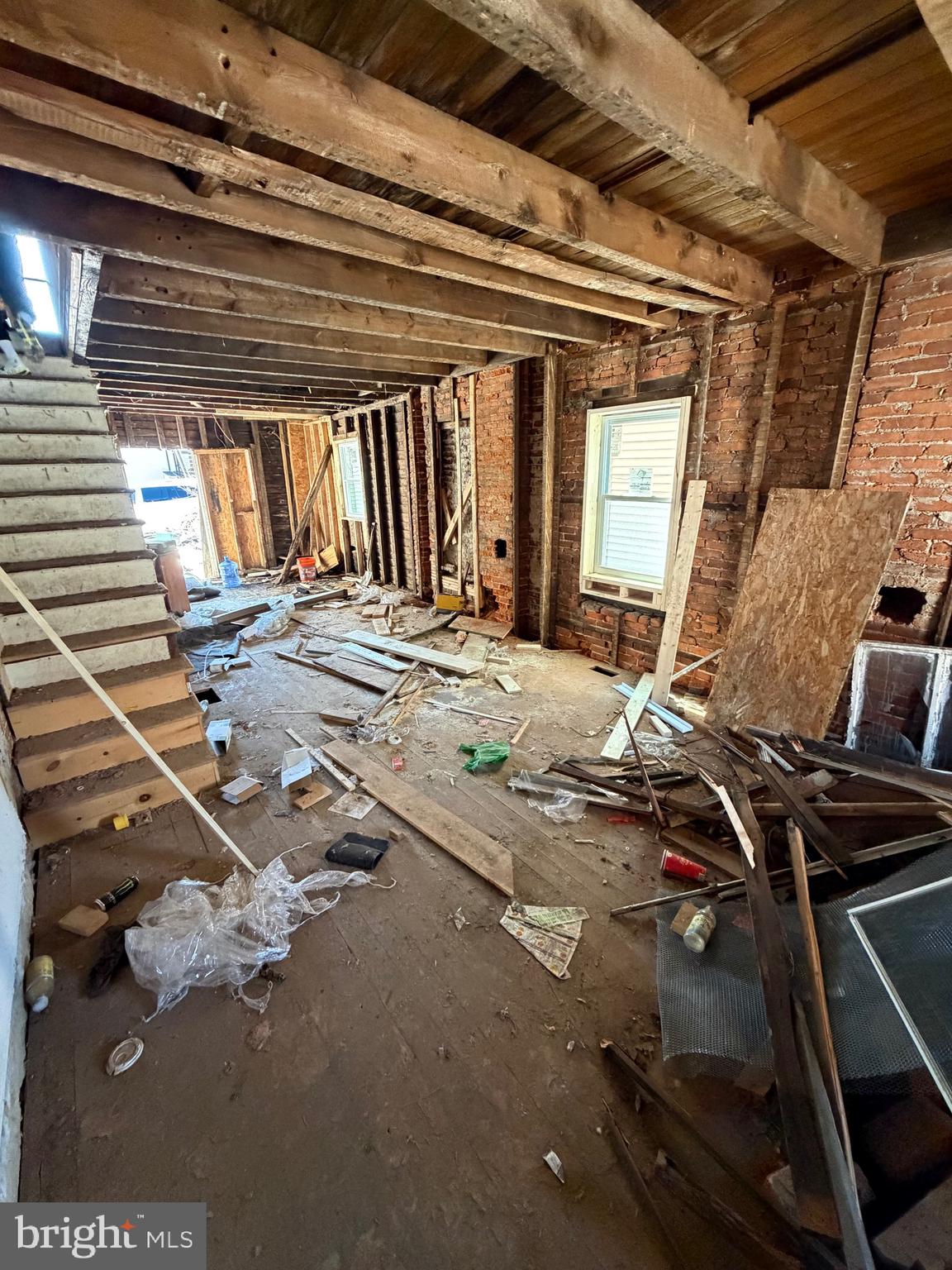 345 Taylor Terrace Chester, PA 19013 - Photo 3 of 10