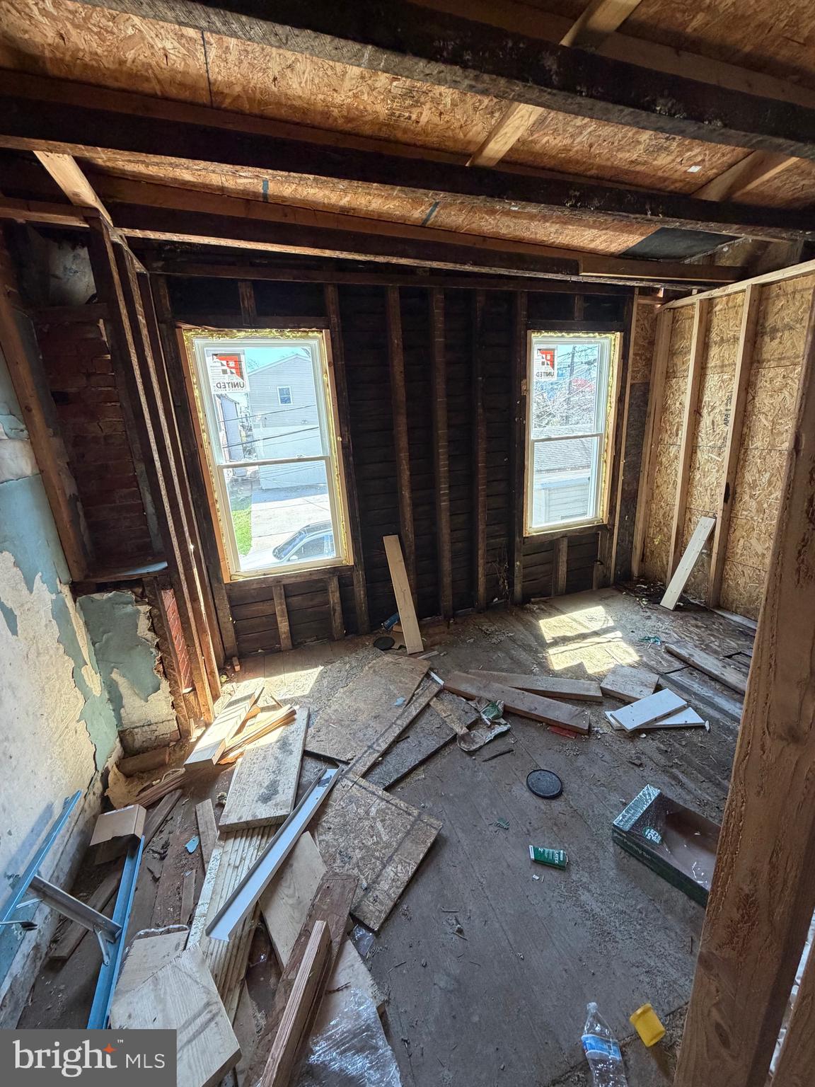 345 Taylor Terrace Chester, PA 19013 - Photo 8 of 10