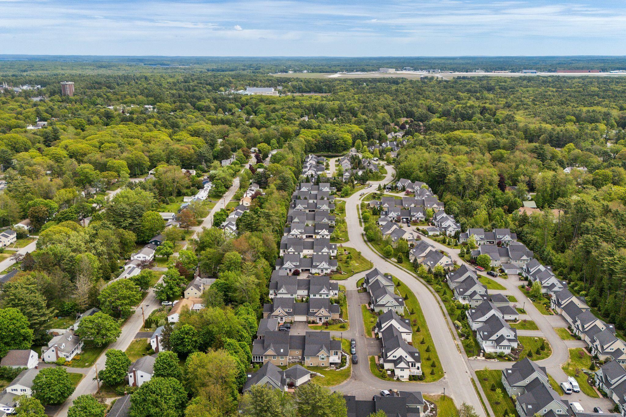 2 Foxglove Way, Unit 89 Brunswick, ME 04011 - Photo 39 of 44 52_DJI_20250529115653_0563_D