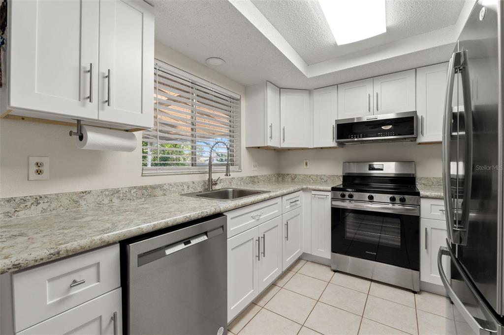 4438 Sail Drive New Port Richey, FL 34652 - Photo 14 of 36