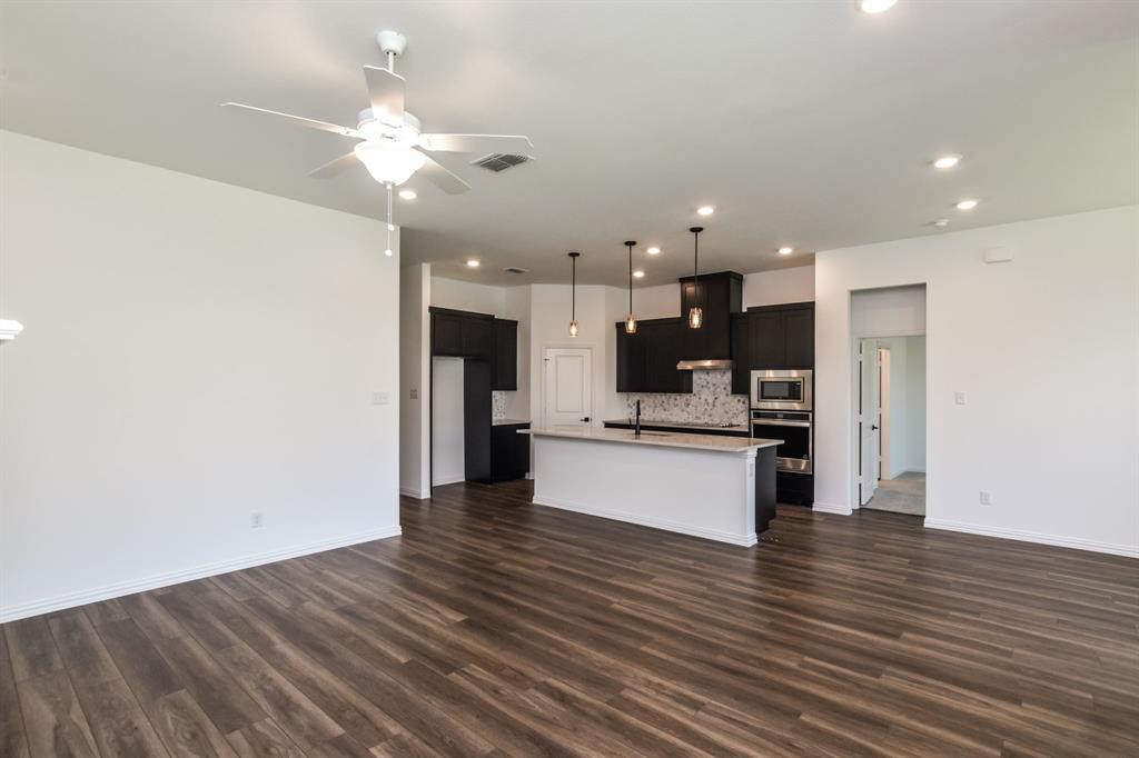 508 Virginia Way Princeton, TX 75407 - Photo 4 of 19