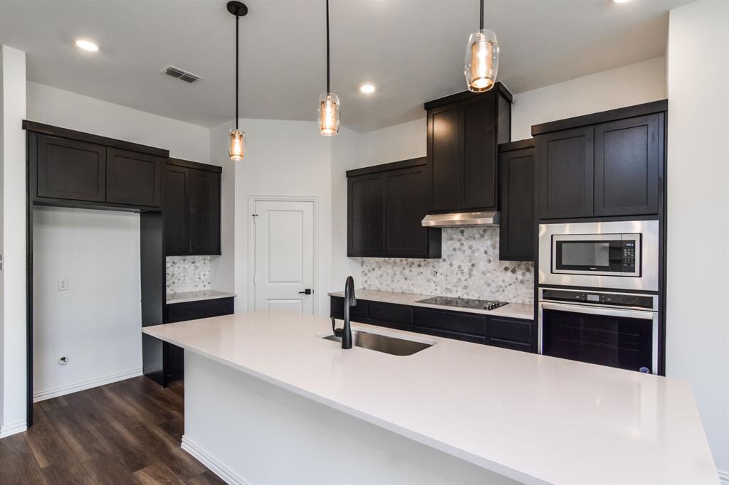 508 Virginia Way Princeton, TX 75407 - Photo 7 of 19