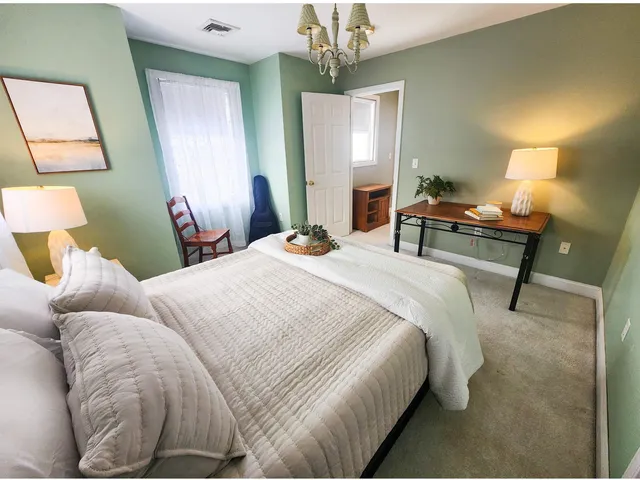 $400,000 | 36 Wyman Street, Hillsborough, NH 03244