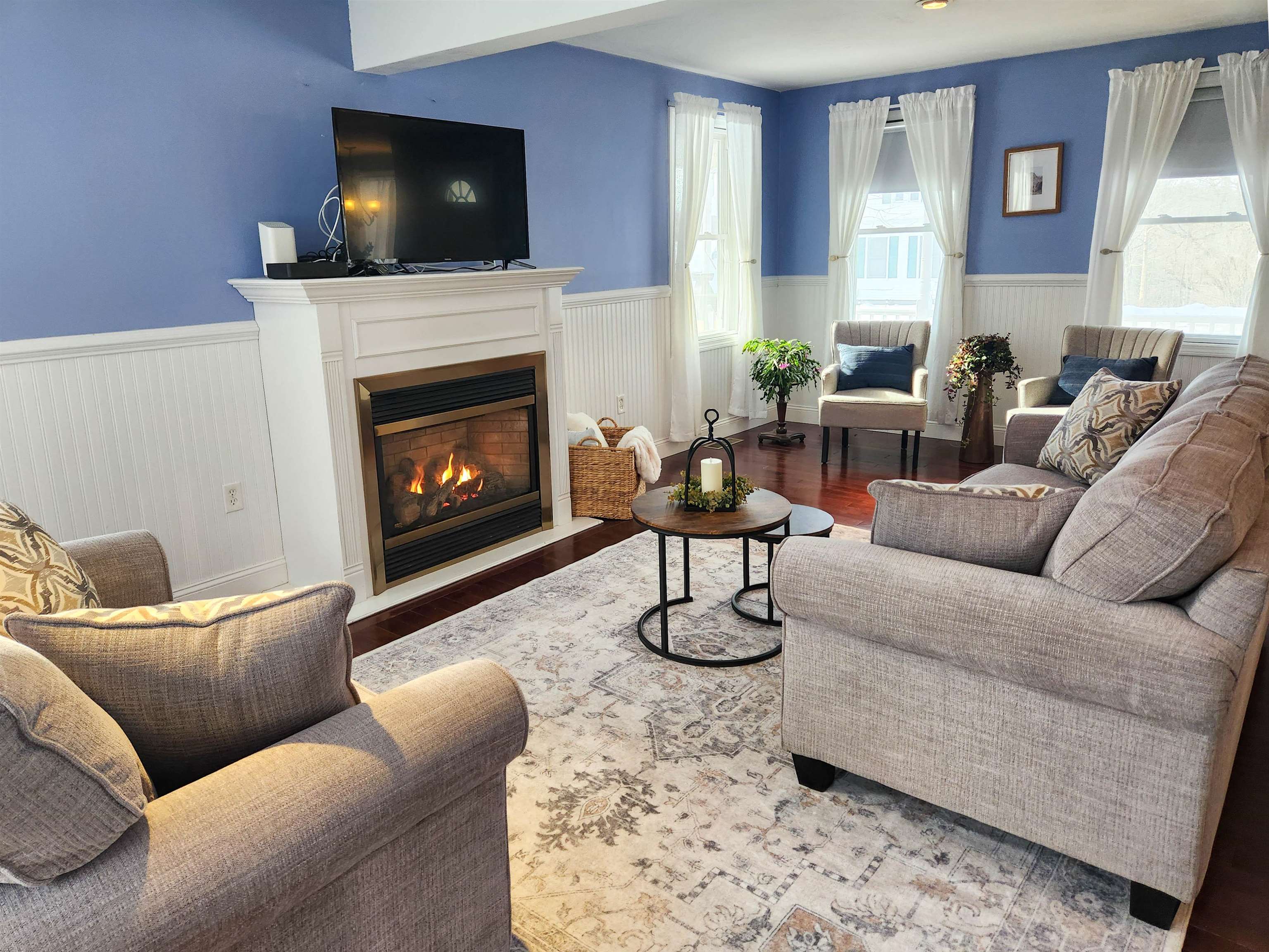 36 Wyman Street Hillsborough, NH 03244 - Photo 5 of 27