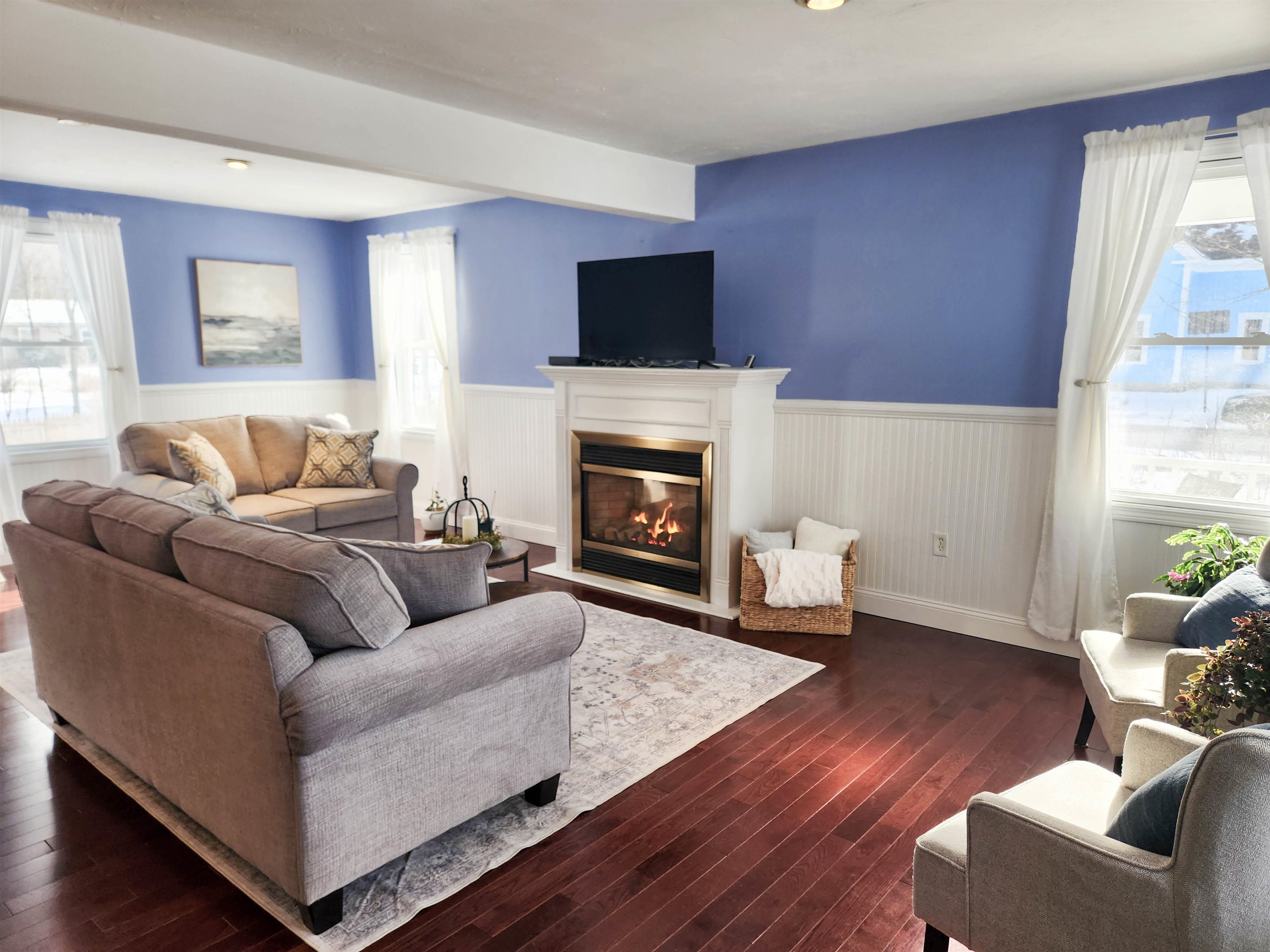 36 Wyman Street Hillsborough, NH 03244 - Photo 7 of 27