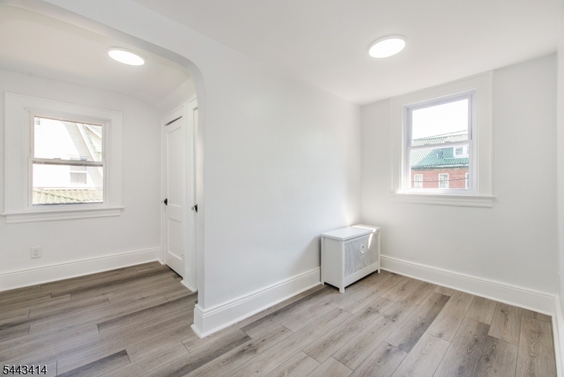 57 Goldsmith Avenue Newark, NJ 07112 - Photo 20 of 29