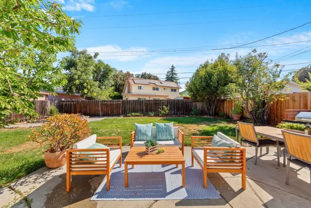 $1,000,000 | 1122 Lancelot Lane, San Jose, CA 95127