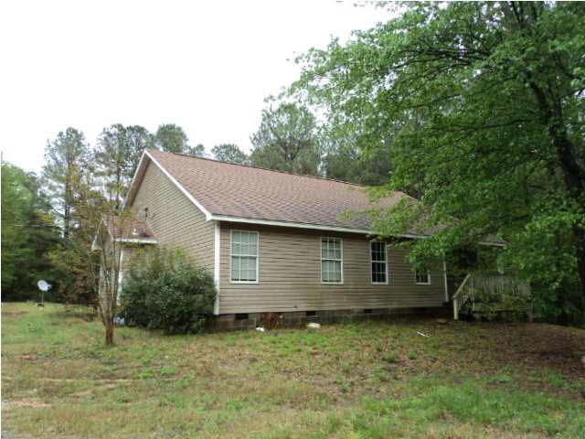 1150 Dennis Road Walnut Grove, MS 39189 - Photo 3 of 7 Alternate view of the back of the house