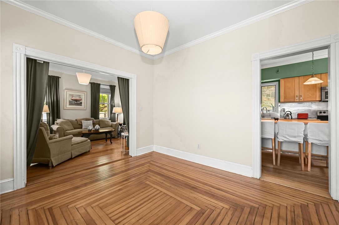 461 Spring Street Newport, RI 02840 - Photo 11 of 46 Gallery Image 11