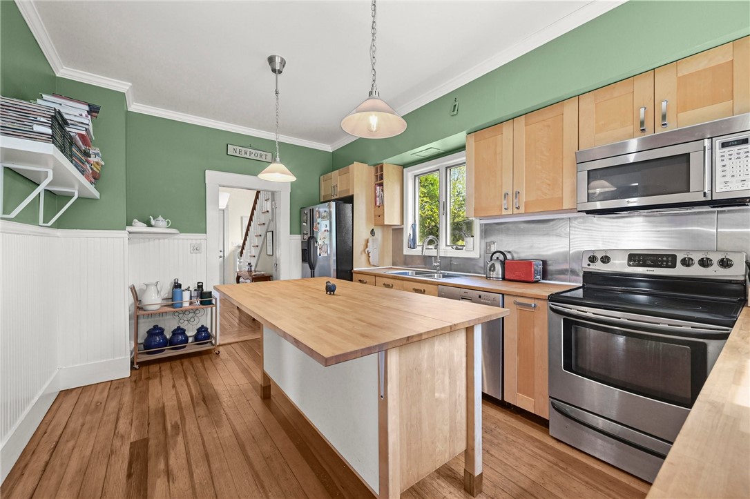461 Spring Street Newport, RI 02840 - Photo 20 of 46 Gallery Image 20