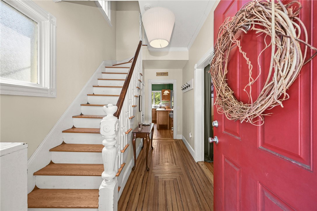 461 Spring Street Newport, RI 02840 - Photo 3 of 46 Gallery Image 3