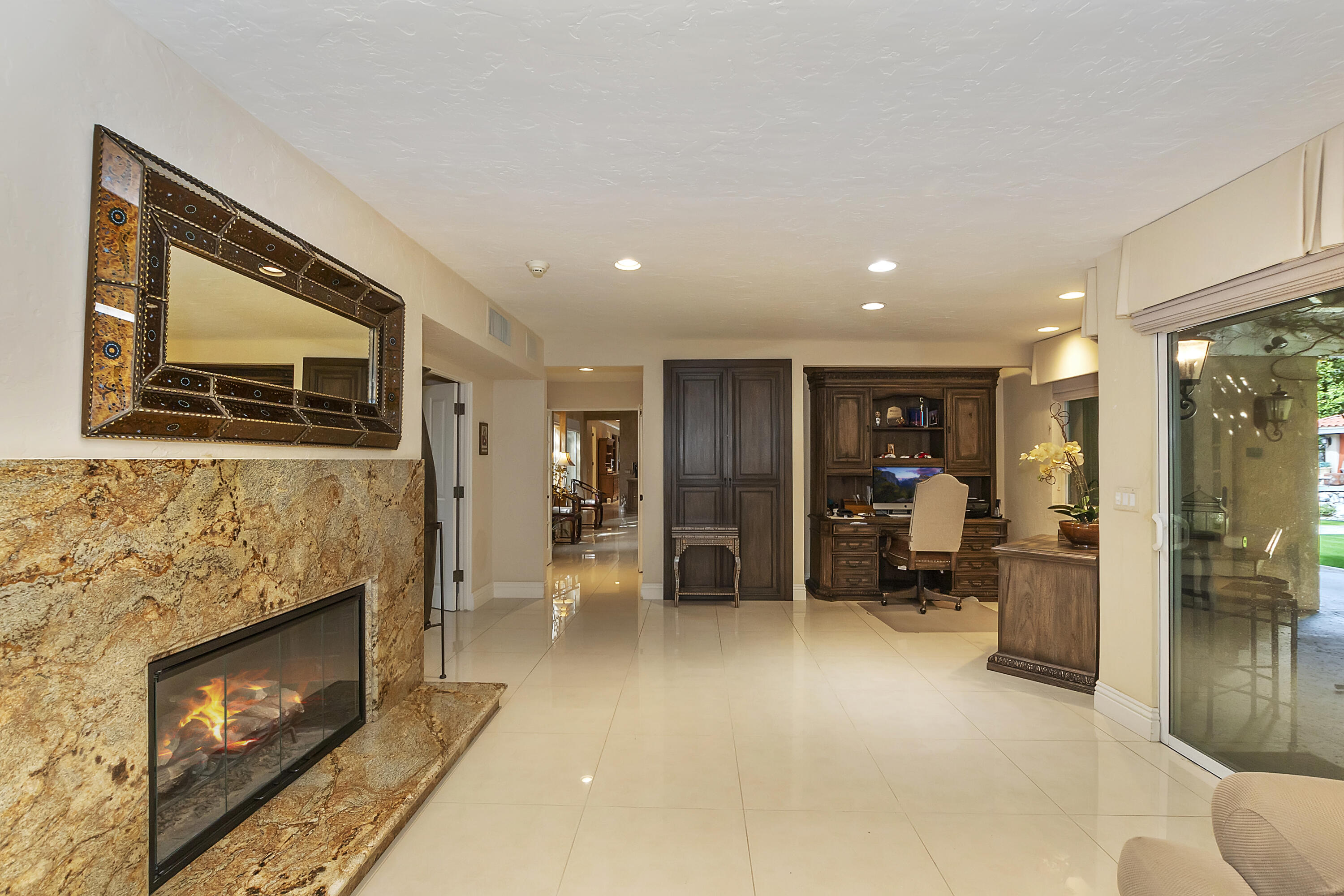 6 Clancy Lane South Rancho Mirage, CA 92270 - Photo 20 of 38 034_Primary retreat