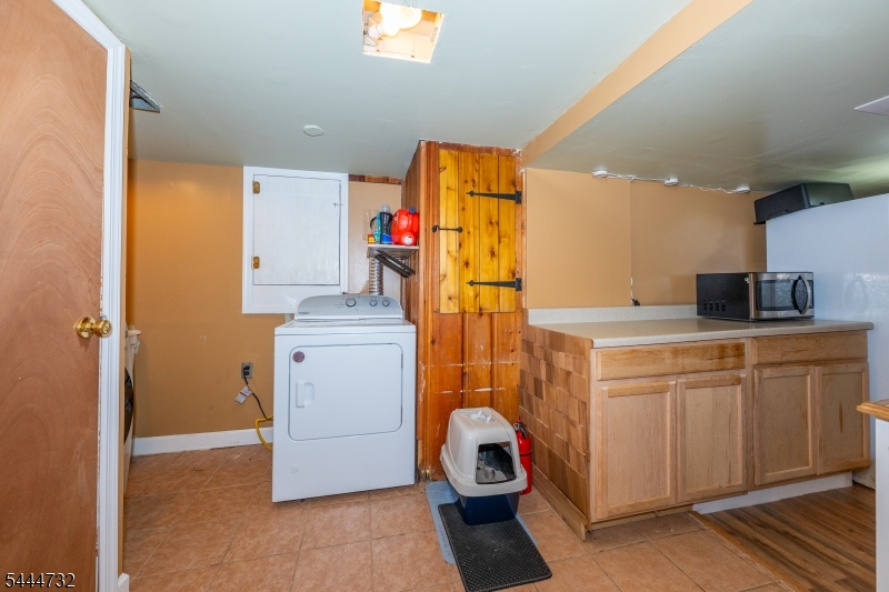 89 Moraine Road Morris Plains, NJ 07950 - Photo 35 of 48