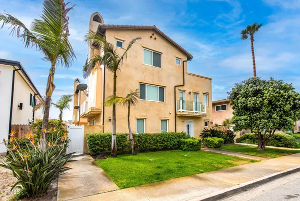 $1,069,000 | 5442 Driftwood Street, Oxnard, CA 93035