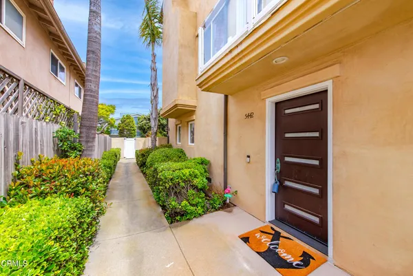 $1,069,000 | 5442 Driftwood Street, Oxnard, CA 93035