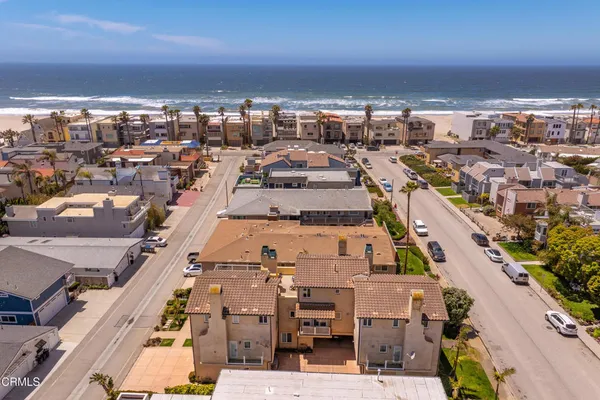 $1,069,000 | 5442 Driftwood Street, Oxnard, CA 93035