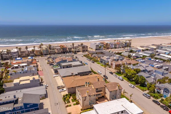 $1,069,000 | 5442 Driftwood Street, Oxnard, CA 93035