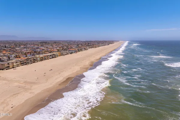 $1,069,000 | 5442 Driftwood Street, Oxnard, CA 93035