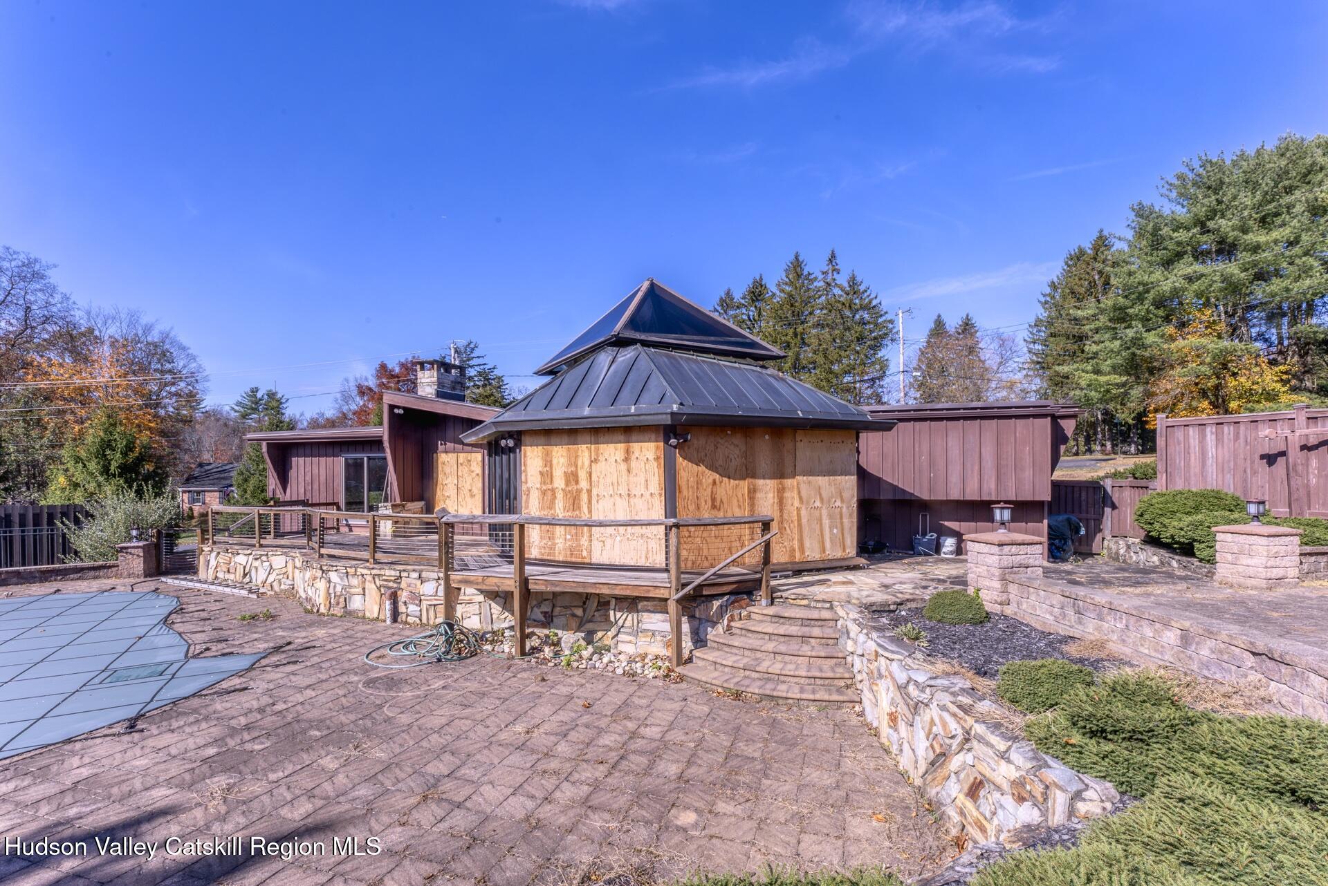 32 Lynette Boulevard Kingston, NY 12401 - Photo 4 of 34 a view of a house with a yard and sitting area