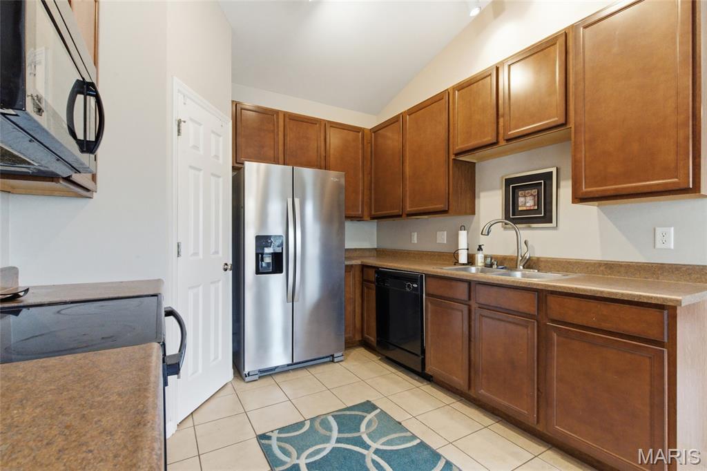 907 Daffodil Trail O'Fallon, MO 63368 - Photo 13 of 45
